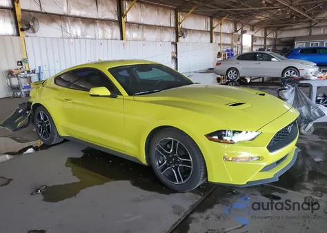 2021 Ford Mustang z USA, uszkodzony, nr VIN 1FA6P8TH1M5151692